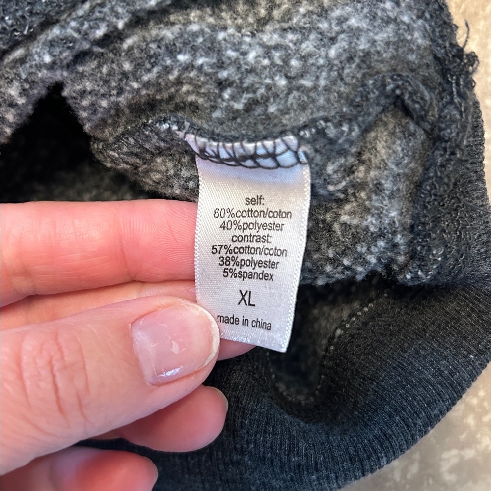 Joy to the World Women’s Sweatshirt - XL - Picture 2 of 4